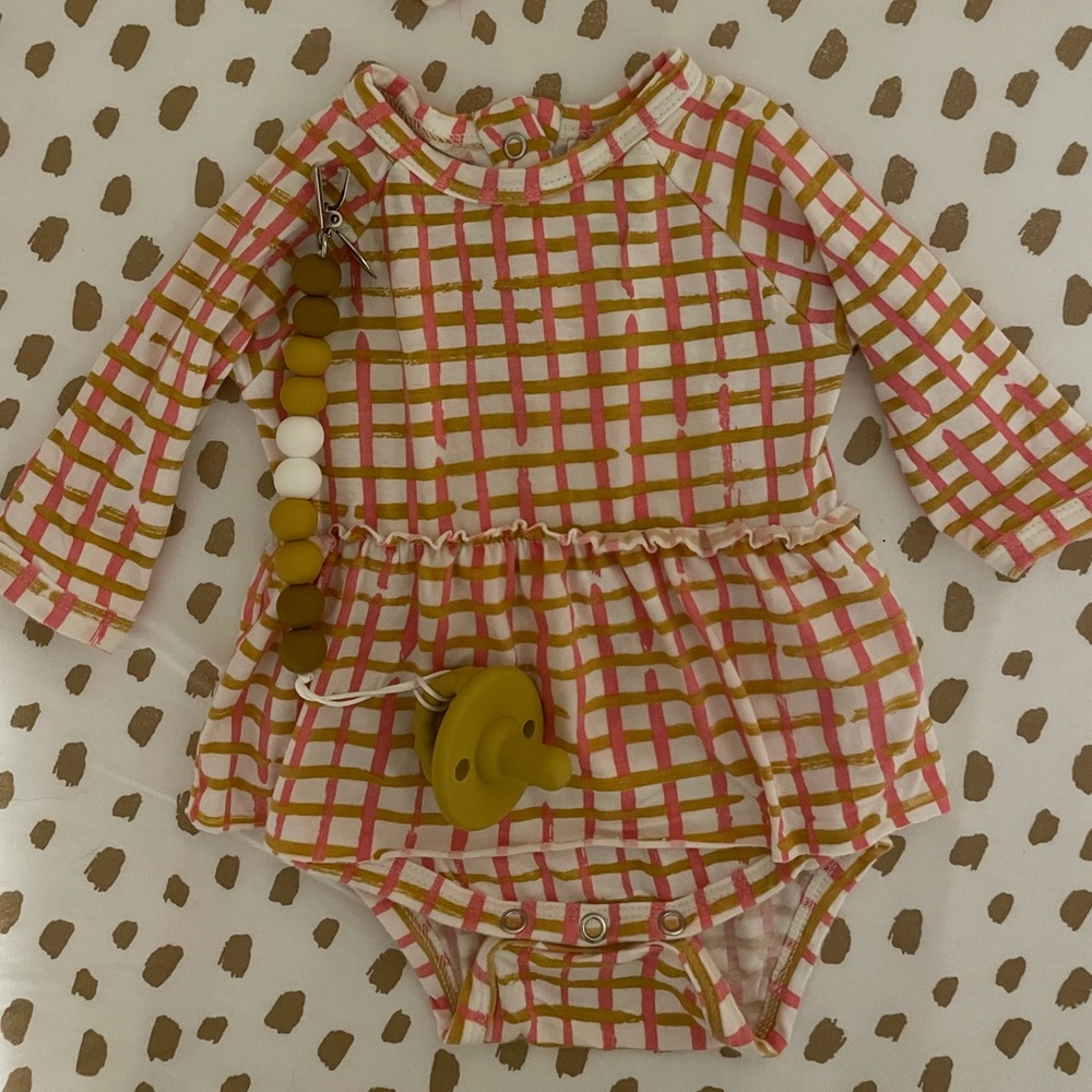 SpearmintLOVE checked skirted bodysuit 0-3 months